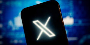 Соціальна мережа Х змінила правила партнерства з гральними компаніями